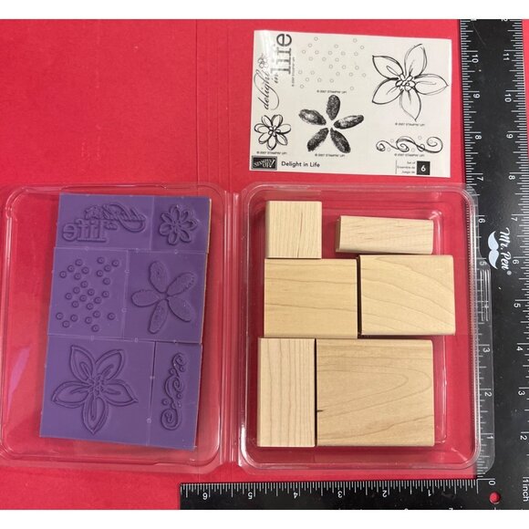 Stampin Up! Delight In Wood Mounted Life Rubber Stamp Set - Picture 2 of 2